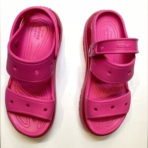 Crocs Mega Crush Pink sandals